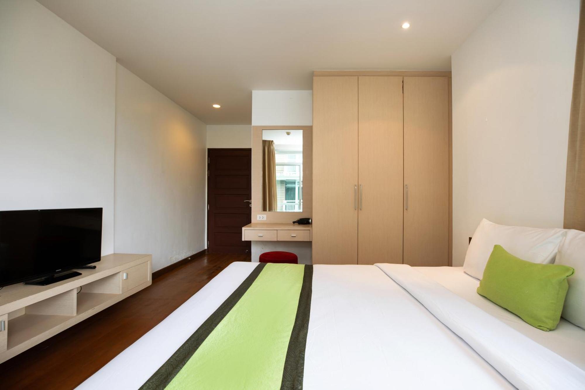 Icheck Inn Residences Patong מראה חיצוני תמונה