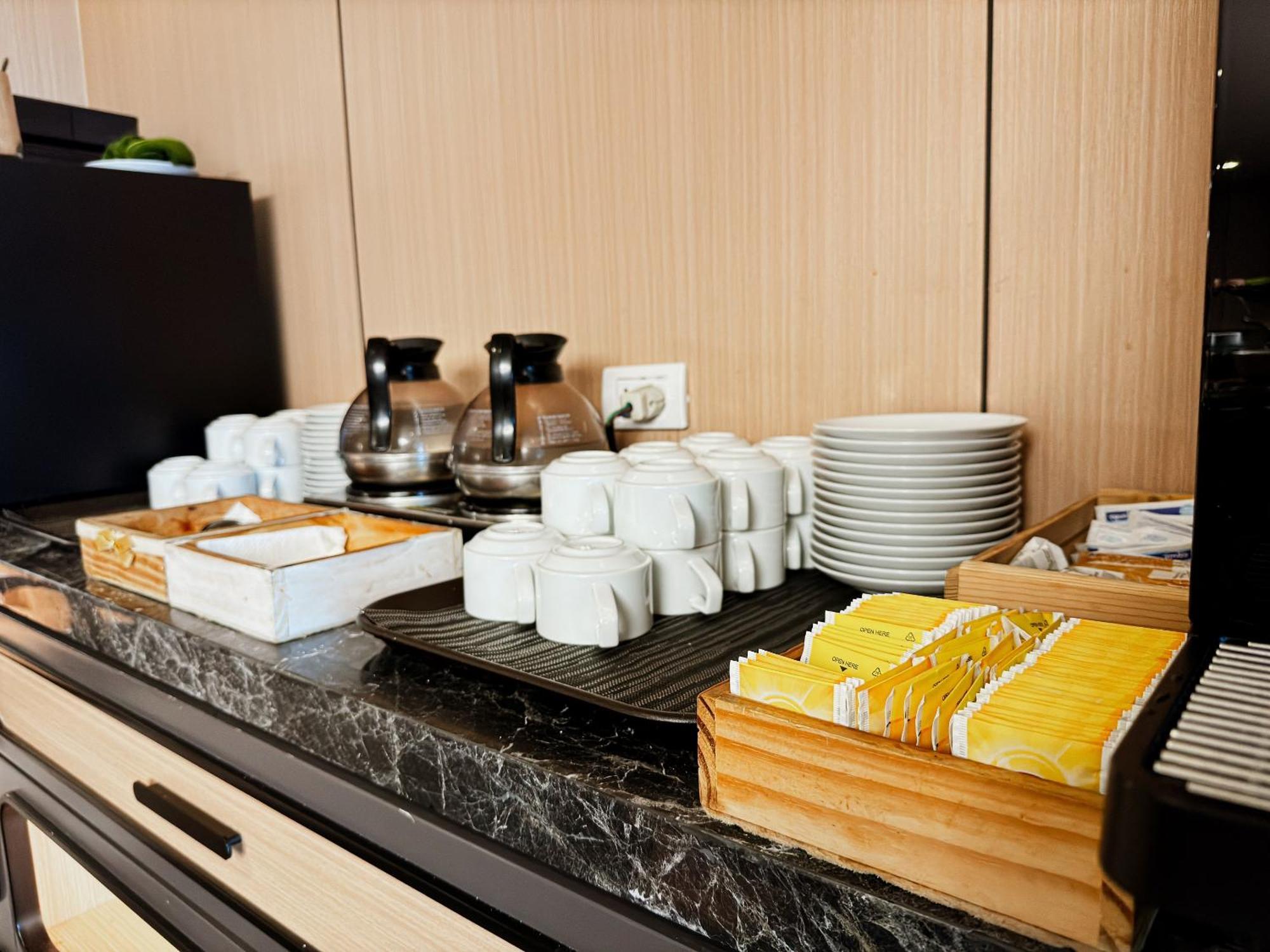 Icheck Inn Residences Patong מראה חיצוני תמונה